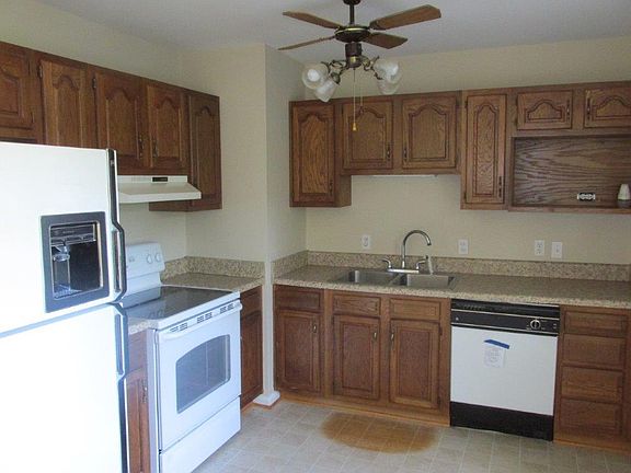 2nd image of 1001 Maywood Dr