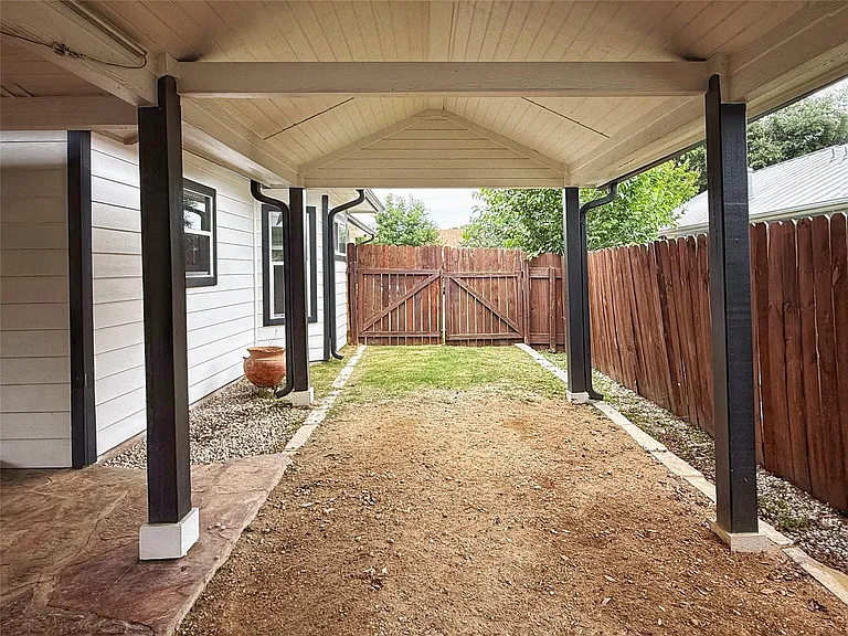 6915 Villita Avenida St — Photo 25
