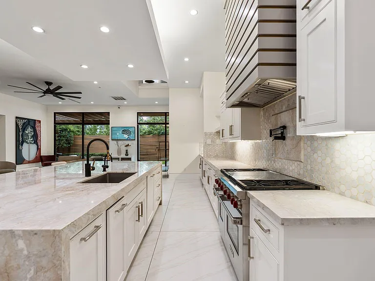 3002 Ferndale St — Photo 12
