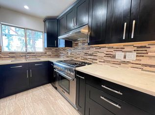 908 11th St, Santa Monica, CA 90403