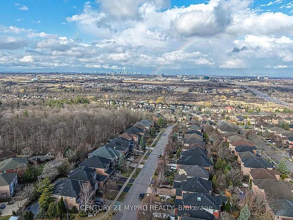 3rd image of 1665 Glenvista Dr