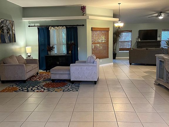 3rd image of 2291 SE Gaslight St