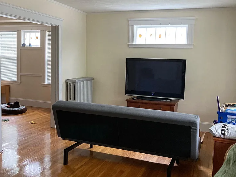 34 School St — Photo 5