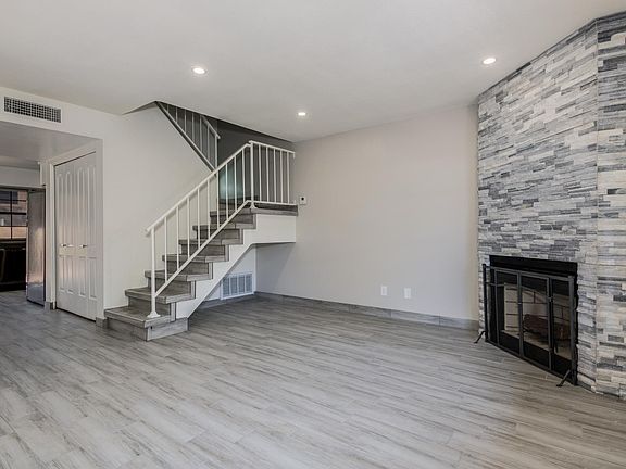 4th image of 5704 E Aire Libre Ave Unit 1056