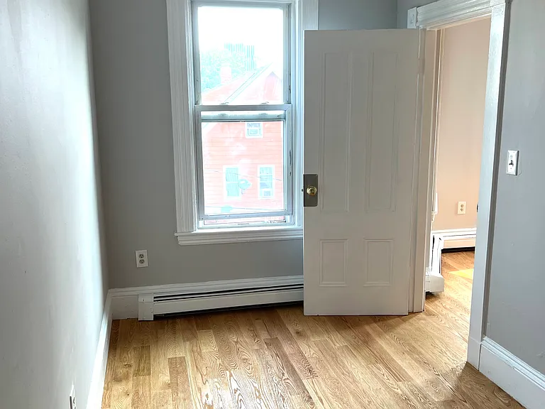 30 Otis St #3 — Photo 14