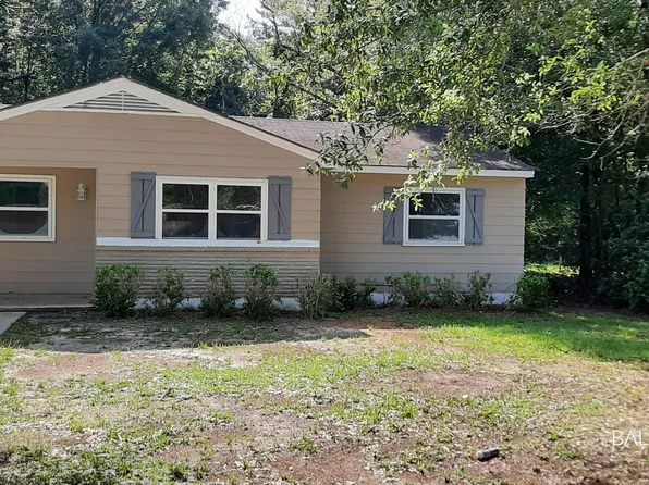 130 Lynbrook Dr, Brewton, AL 36426