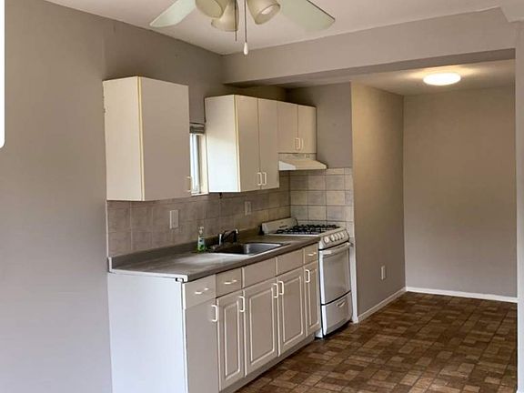 4th image of 50-56 Bayville Ave #5