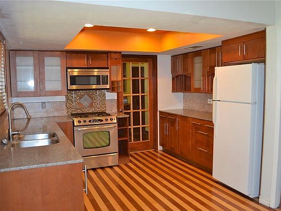 2nd image of 9200 Quail Meadow Dr