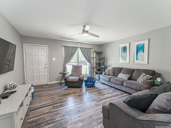 5th image of 3315 DIADEM LN