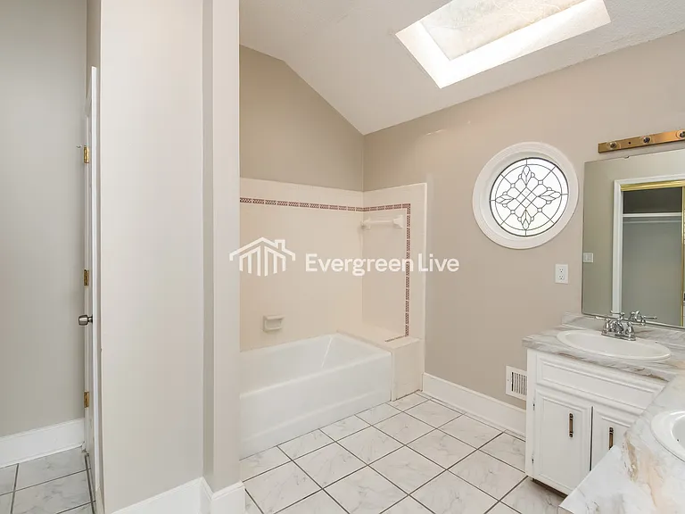 225 Deer Run Rd — Photo 9