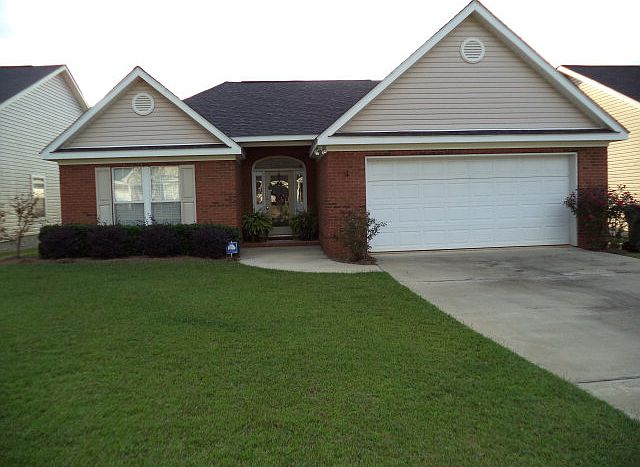 1st image of 313 Powder Horn Dr