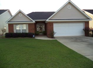 313 Powder Horn Dr, Midland City, AL 36350