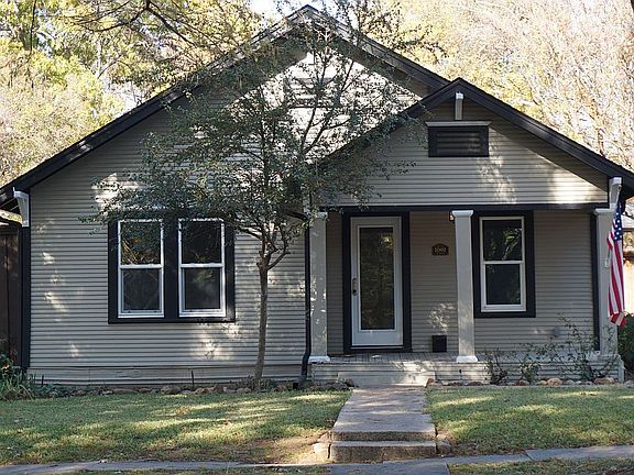 2nd image of 1001 W Ave E