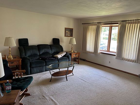 4th image of 3724 Florida Dr