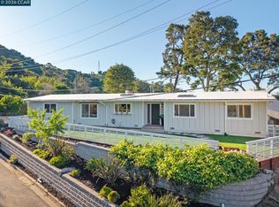 78 Claremont Ave, Orinda, CA