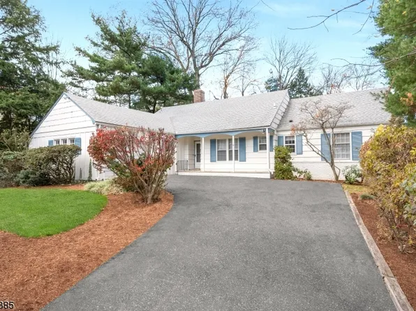 21 SPRING HILL DRIVE, West Orange Twp., NJ 07052