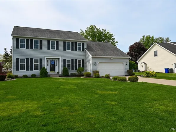 6128 Newberry Ct, Clarence Center, NY 14032