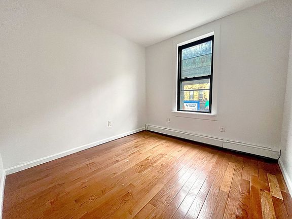 4th image of 1454 Myrtle Ave Floor 3