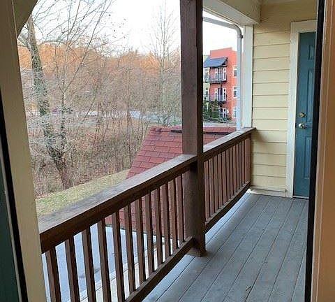 5th image of 68 Owens Bell Ln