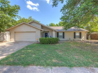 10009 E 39th Pl, Tulsa, OK 74146