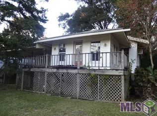 2525 Riverview Dr, Denham Springs, LA 70726