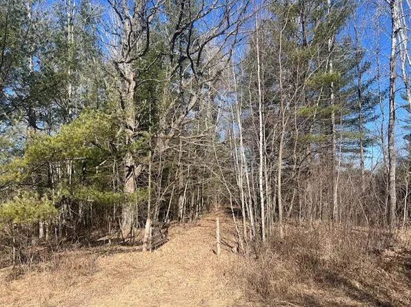 E40 Kelly Rd, Gillett, WI 54124