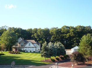 5052 Spruce Ln, Mohnton, PA 19540