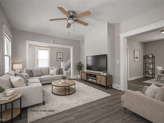 3rd image of 1344 W 93rd St