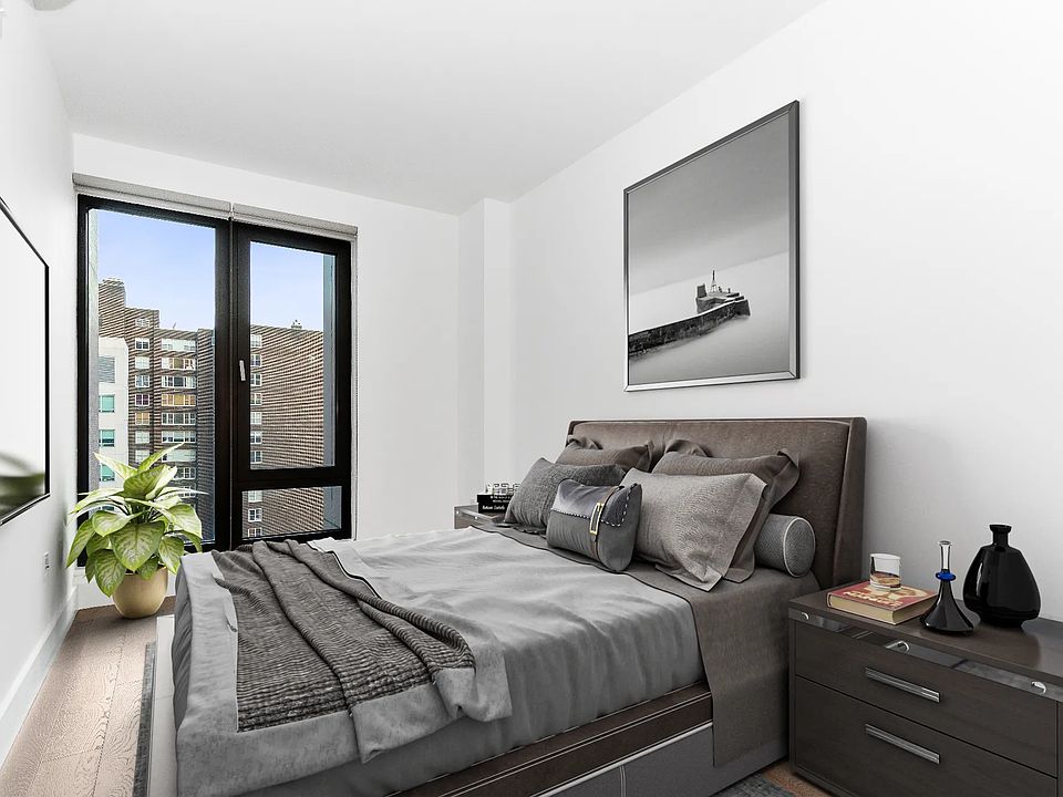 1st image of 227 Lexington Ave APT 903