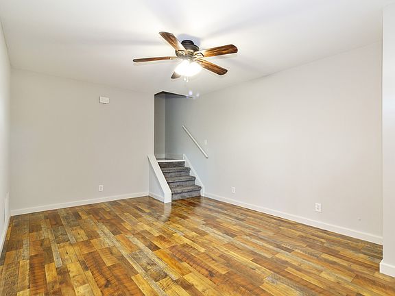3rd image of 2341 Aster Dr