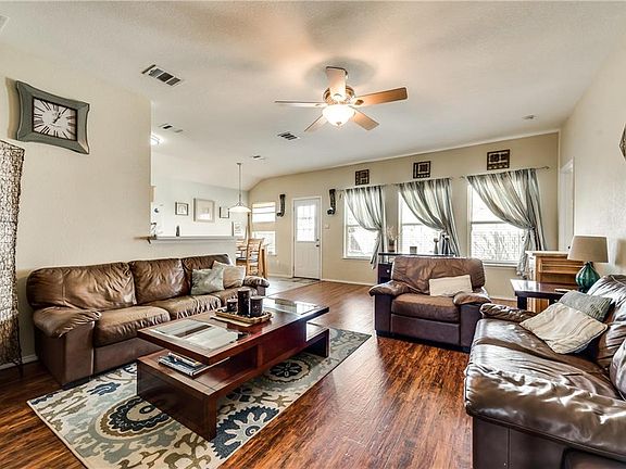 4th image of 1713 Audrey Dr