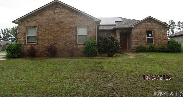 1st image of 24 Fletcher Dr
