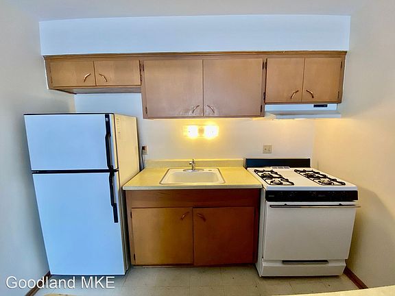 4th image of 1441 N Franklin Pl APT 20