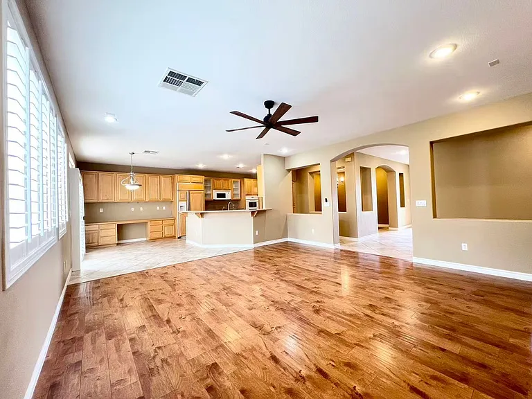 674 Fynn Valley Dr — Photo 4