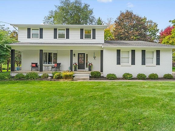 2nd image of 1201 Riverside Dr