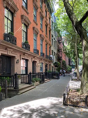 Rented by Douglas Elliman | media 6