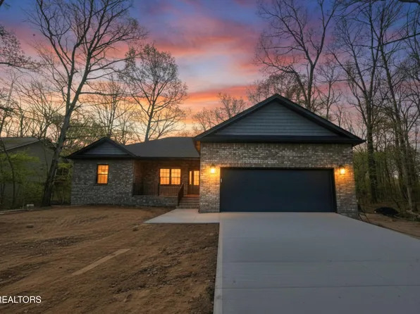 614 Apoka Ln, Crossville, TN 38572