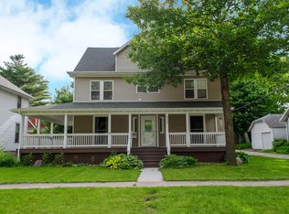 405 S New St, Champaign, IL 61820