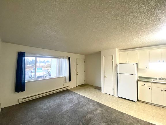 2nd image of 5123 Seattle Ave SW #5
