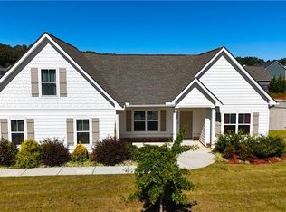 104 Springwood Dr, Carrollton, GA 30117