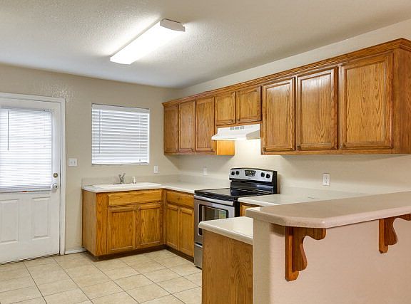 5th image of 216 Fudge Dr