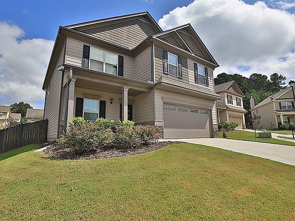 2nd image of 647 Pine Ln