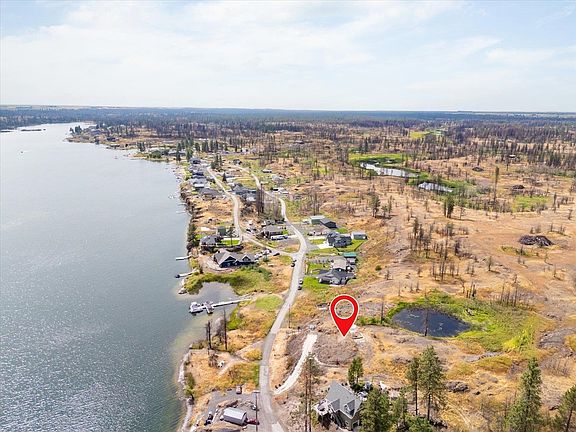 2nd image of 9910 S Lakehurst Dr