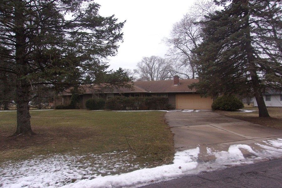 1st image of 11930 Eidelweiss St NW