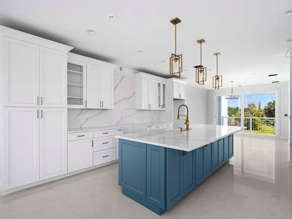 105 Desota Street, Hutchinson Island, FL 34949