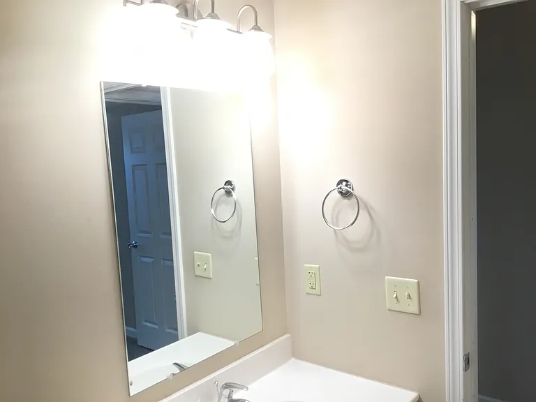 6328 Sunnybrook Ln — Photo 14