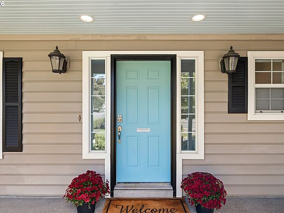 5th image of 174 SE 59th Ln
