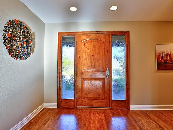 5th image of 16666 Oleander Ave
