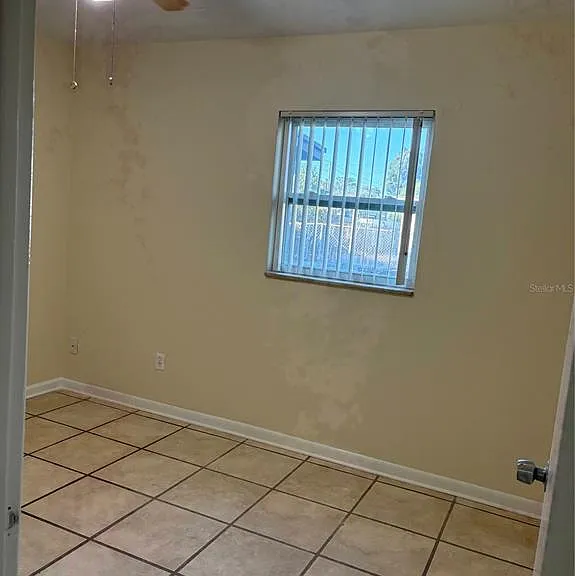 4119 W La Salle St — Photo 16