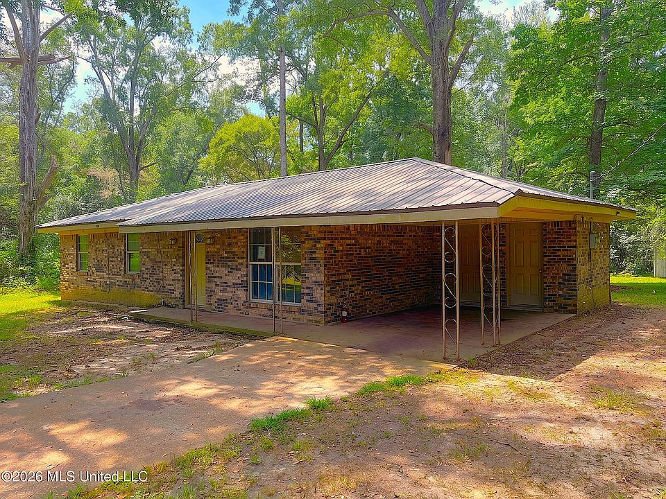 1st image of 371 Baldwin Rd